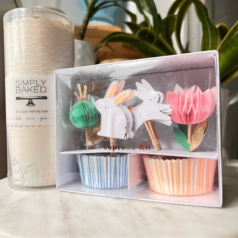 Meri Meri & Simply Baked Easter Cupcake Kit with Baking Cups Made in England NIB